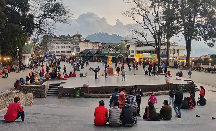 mall road chowrasta